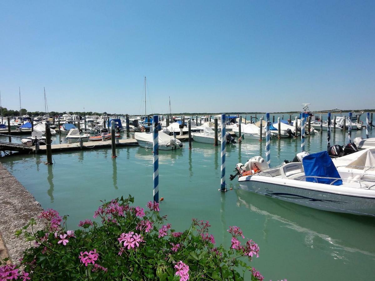 Isola Clara - Appartamenti Bibione Exterior foto